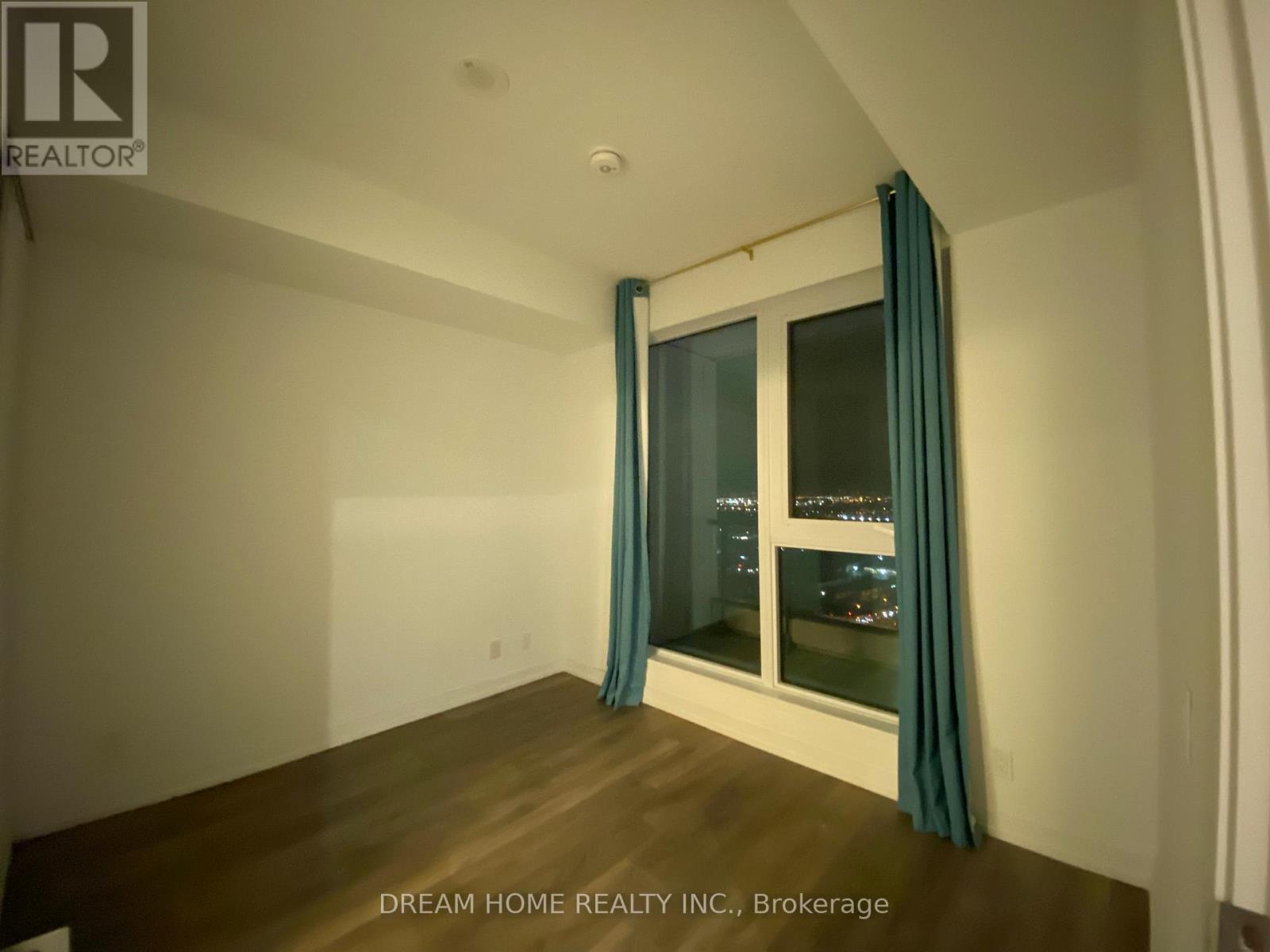 2108 - 950 Portage Parkway, Vaughan, Ontario L4K 0J7 - Photo 9 - N12939566