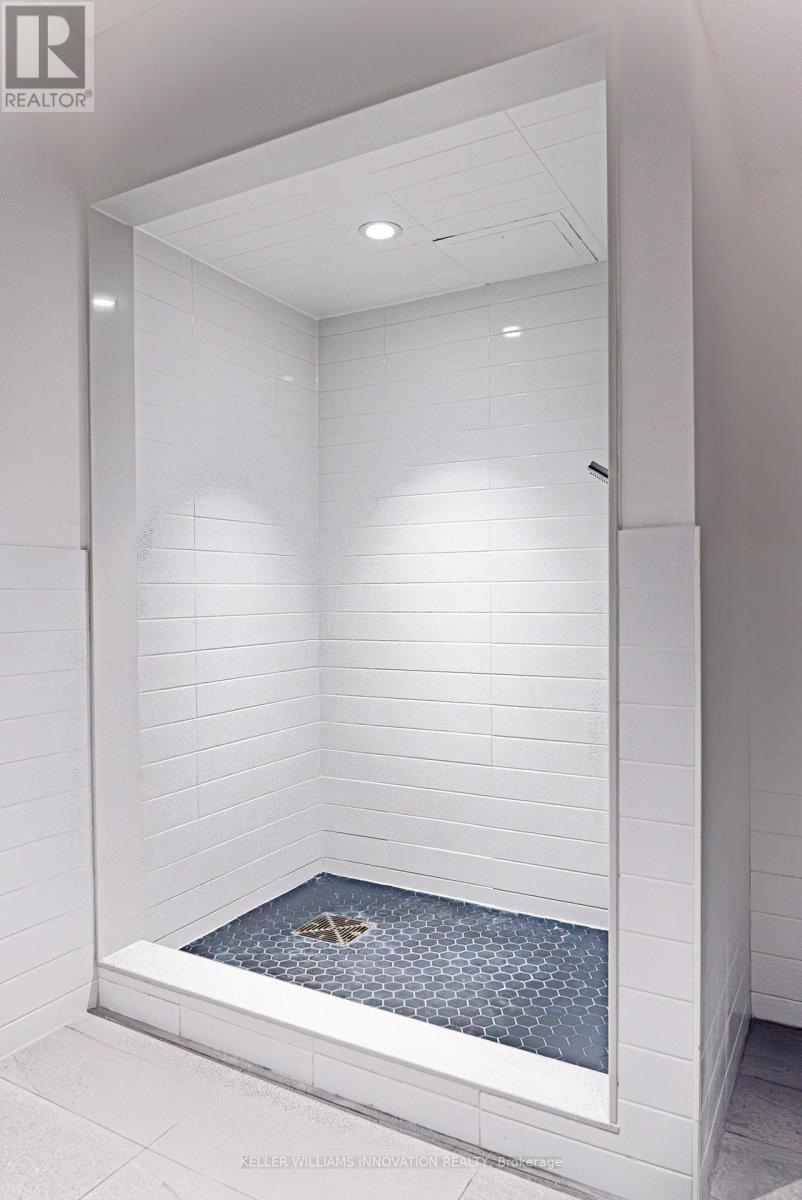 1009 - 55 Duke Street, Kitchener, Ontario  N2G 1A6 - Photo 27 - X12925696