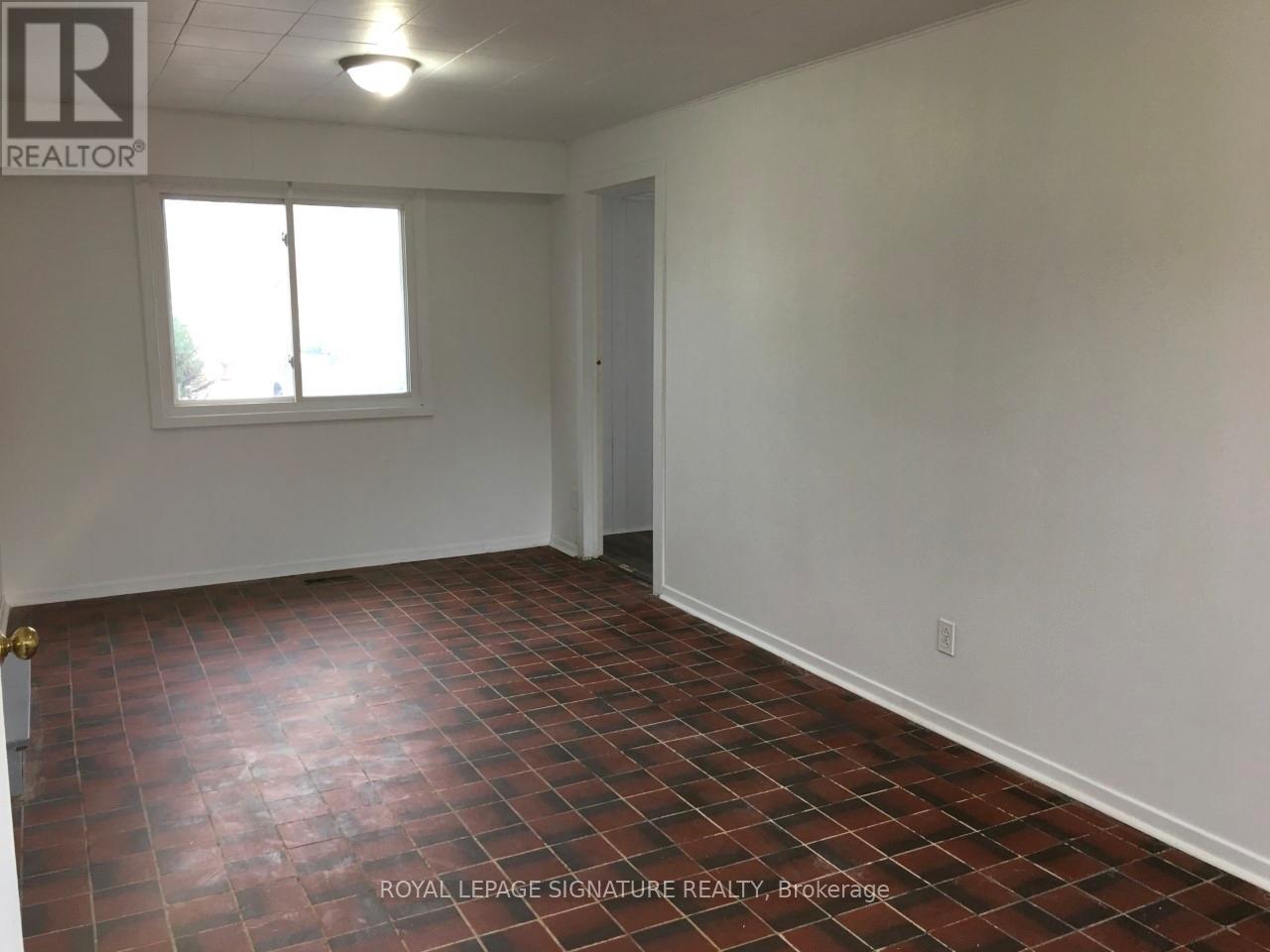 452 Stanfield Drive, Oakville, Ontario  L6L 3P9 - Photo 11 - W12940274