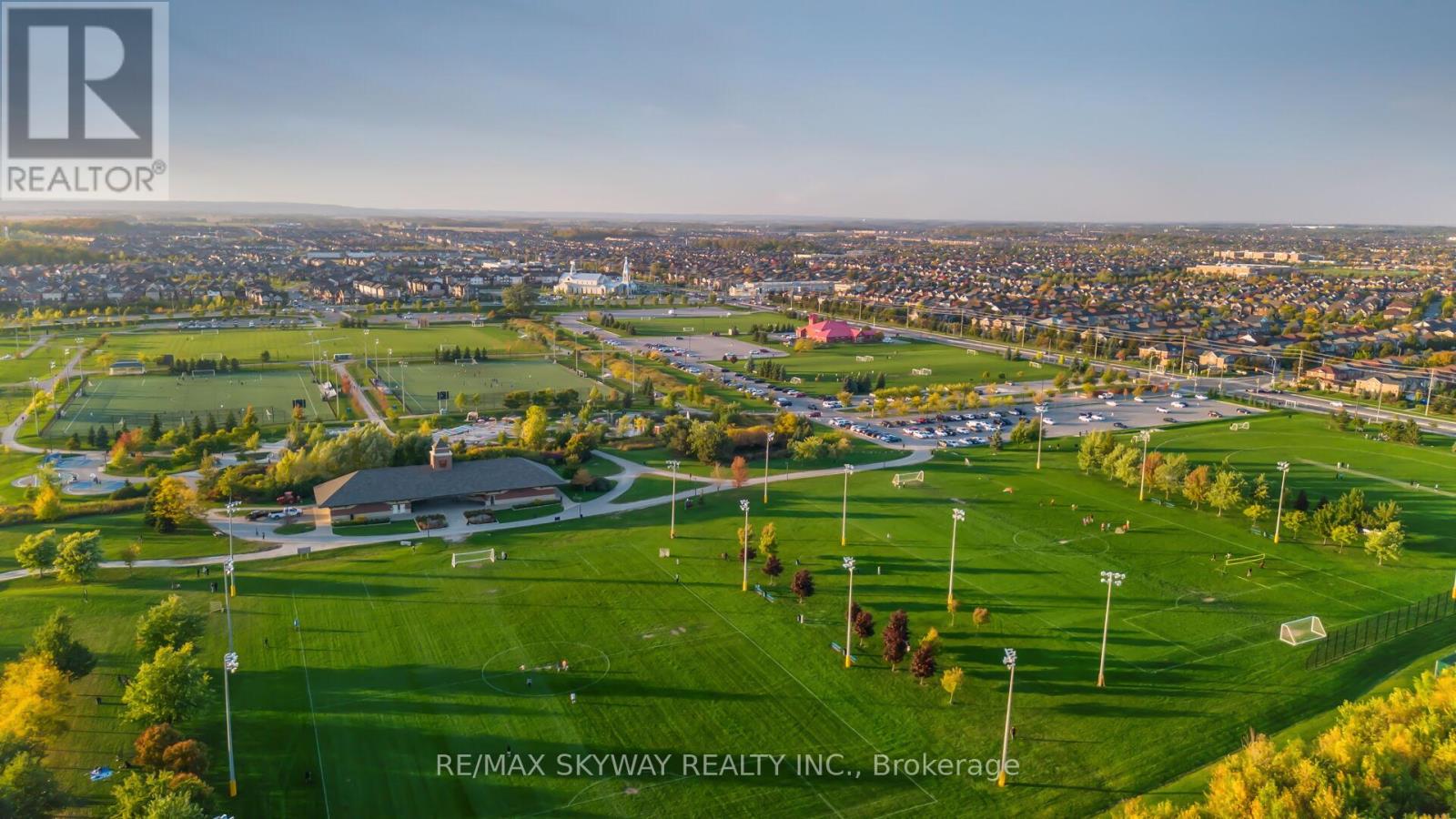 90 Aylesbury Drive, Brampton, Ontario  L7A 0W3 - Photo 40 - W12940280