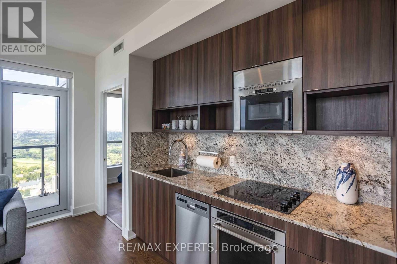 4402 - 7 Mabelle Avenue, Toronto, Ontario  M9A 4X7 - Photo 12 - W12940360