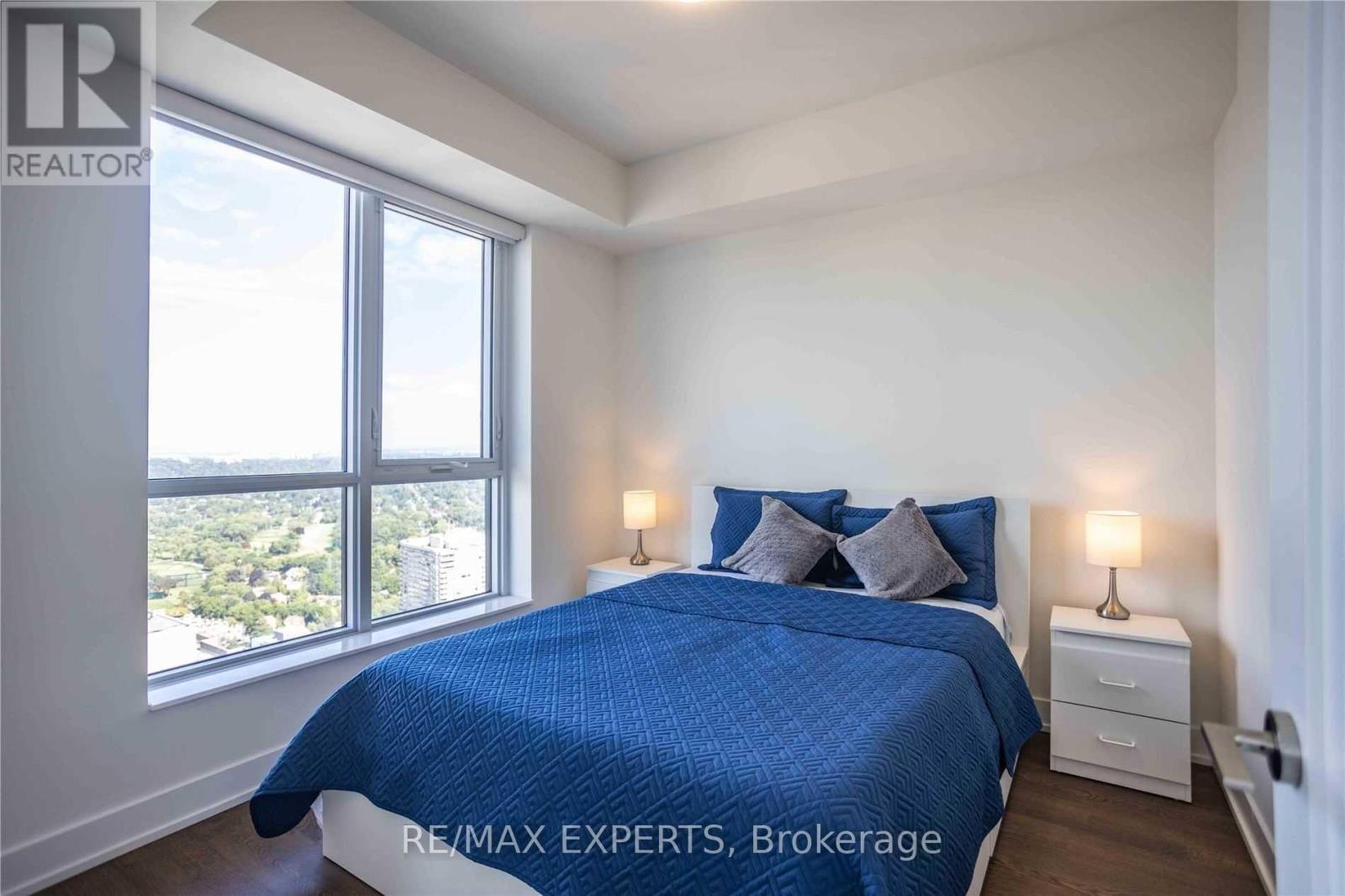 4402 - 7 Mabelle Avenue, Toronto, Ontario  M9A 4X7 - Photo 17 - W12940360