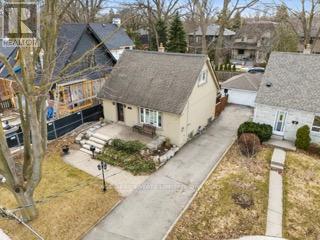 11 Chelsea Drive, Toronto, Ontario  M8W 4R5 - Photo 2 - W12940372