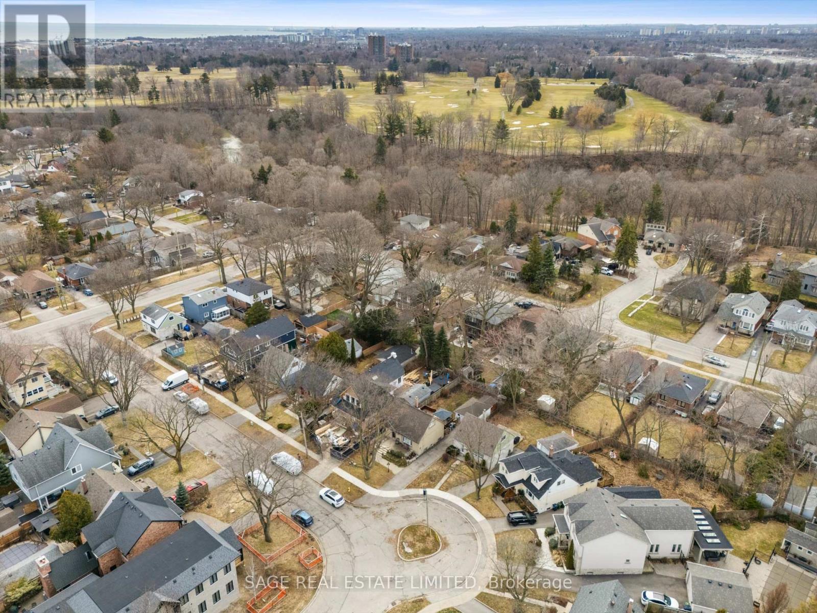 11 Chelsea Drive, Toronto, Ontario  M8W 4R5 - Photo 20 - W12940372