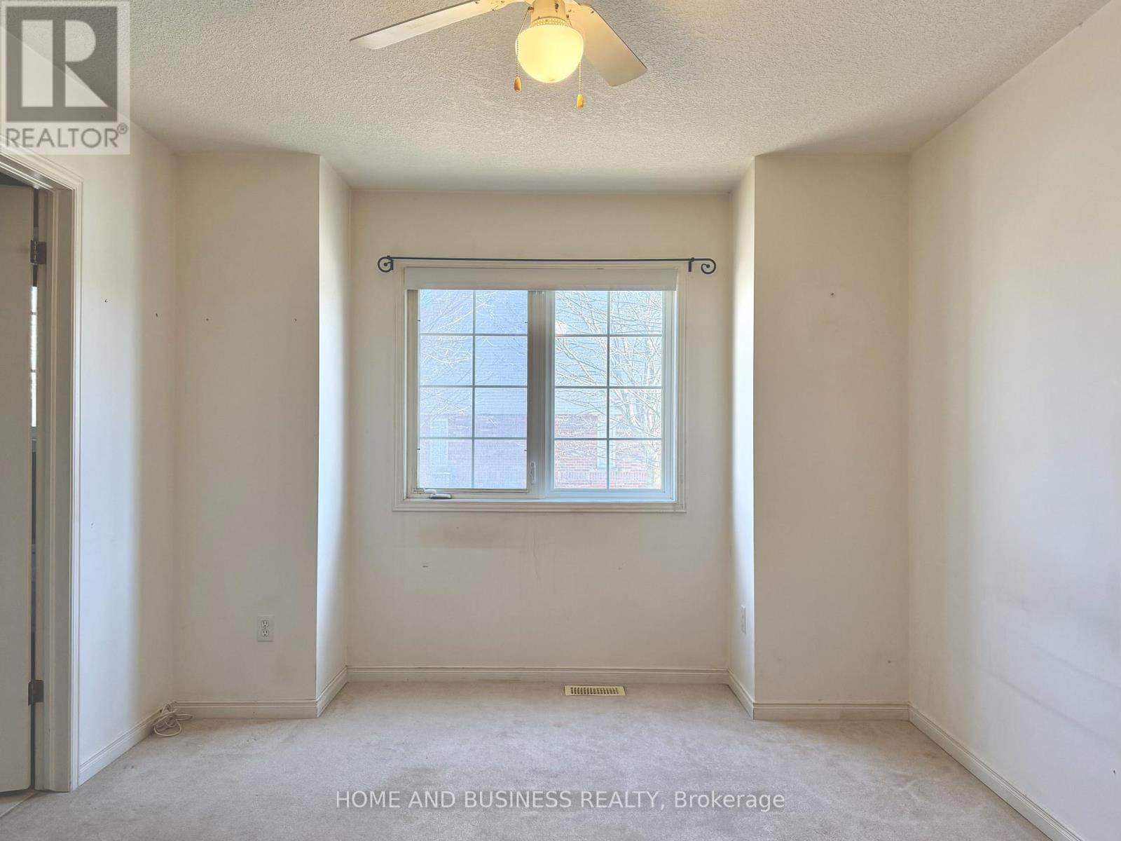 91 Montgomery Boulevard, Orangeville, Ontario  L9W 5H6 - Photo 11 - W12940412