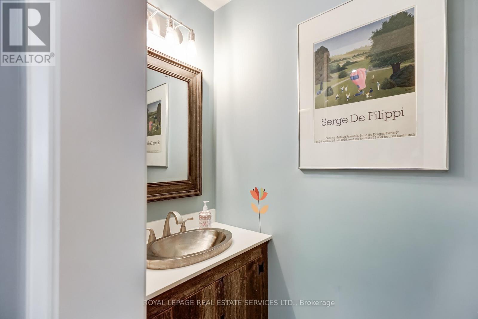 34 Lambeth Road, Toronto, Ontario  M9A 2Y7 - Photo 11 - W12940442