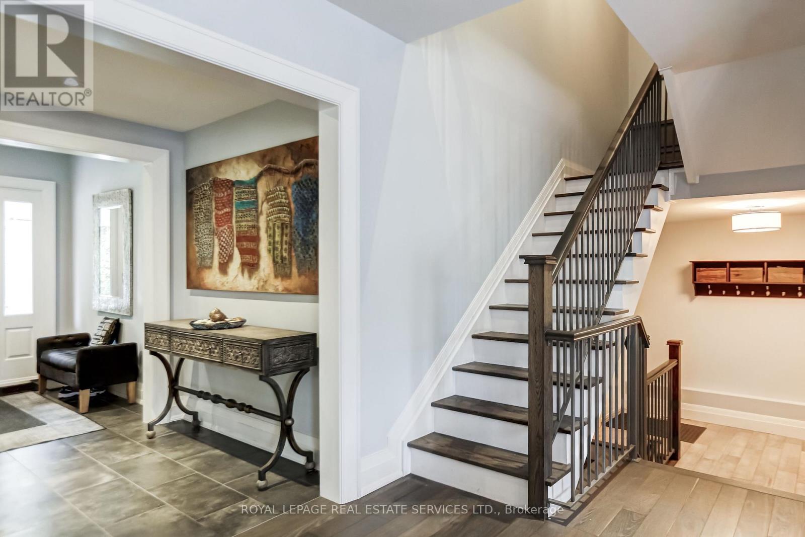 34 Lambeth Road, Toronto, Ontario  M9A 2Y7 - Photo 12 - W12940442