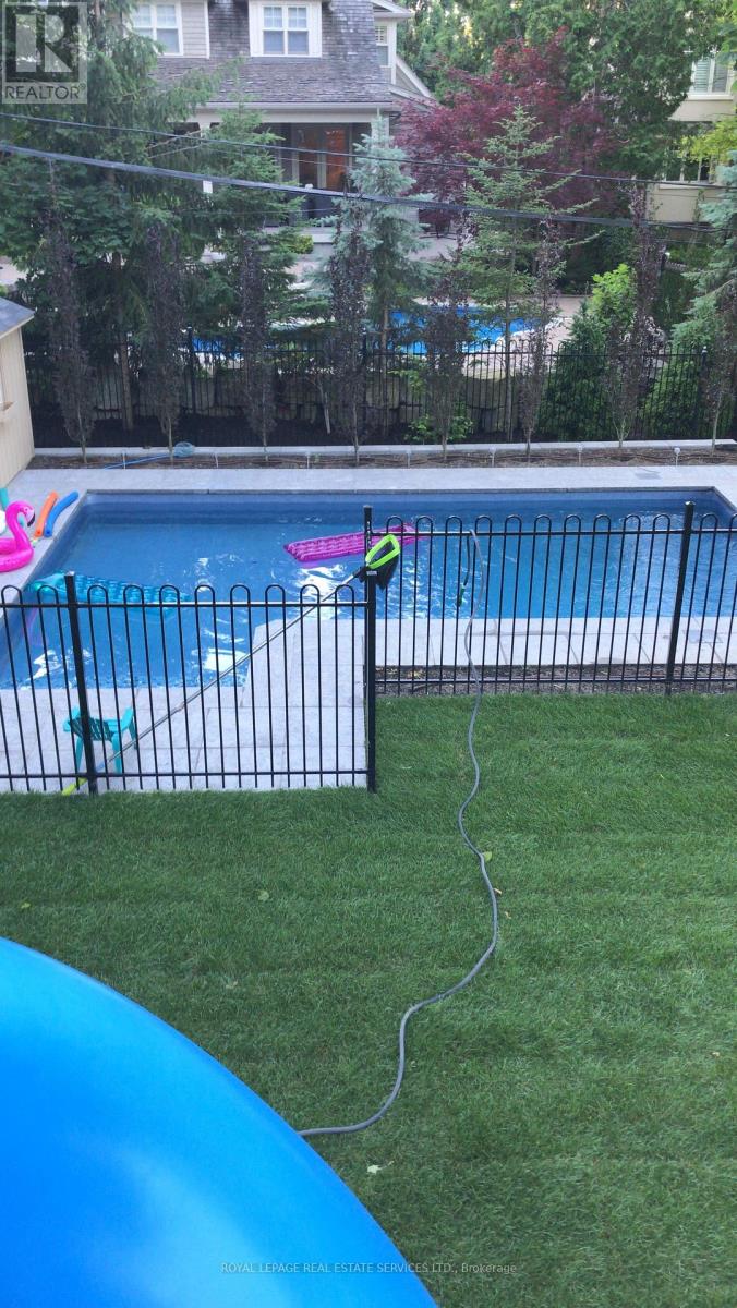 34 Lambeth Road, Toronto, Ontario  M9A 2Y7 - Photo 33 - W12940442