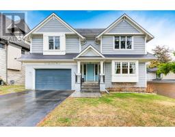 34 LAMBETH ROAD, Toronto, Ontario