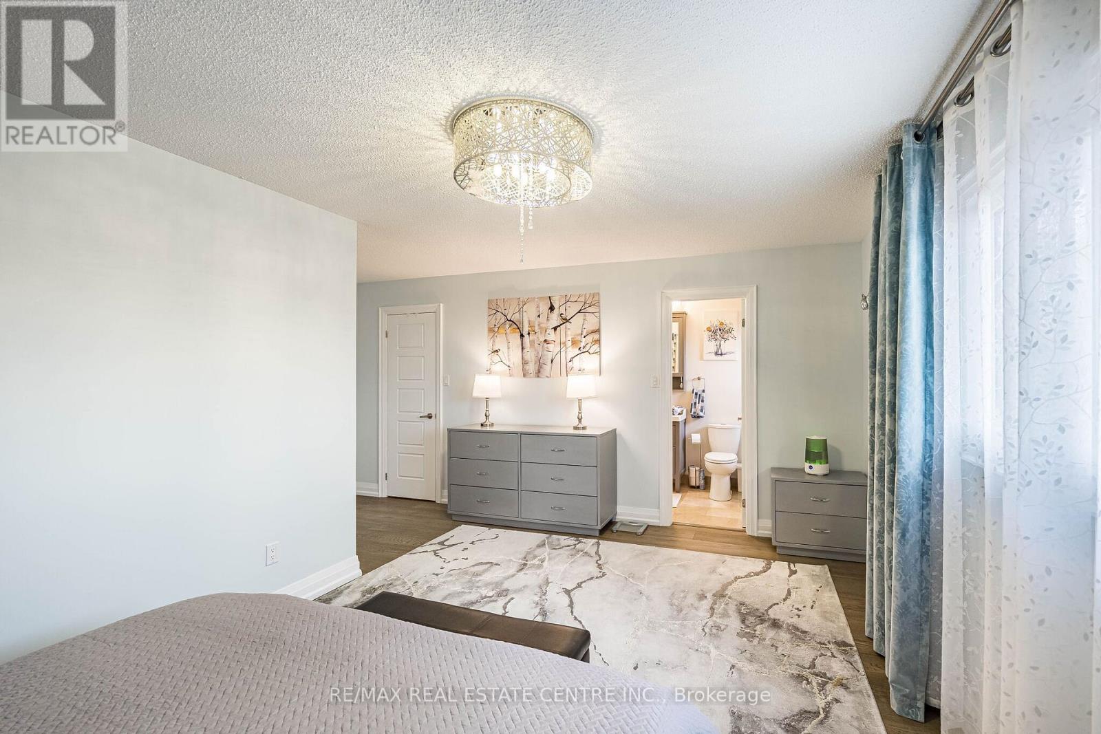 6340 Longspur Road, Mississauga, Ontario  L5N 6G8 - Photo 20 - W12940462