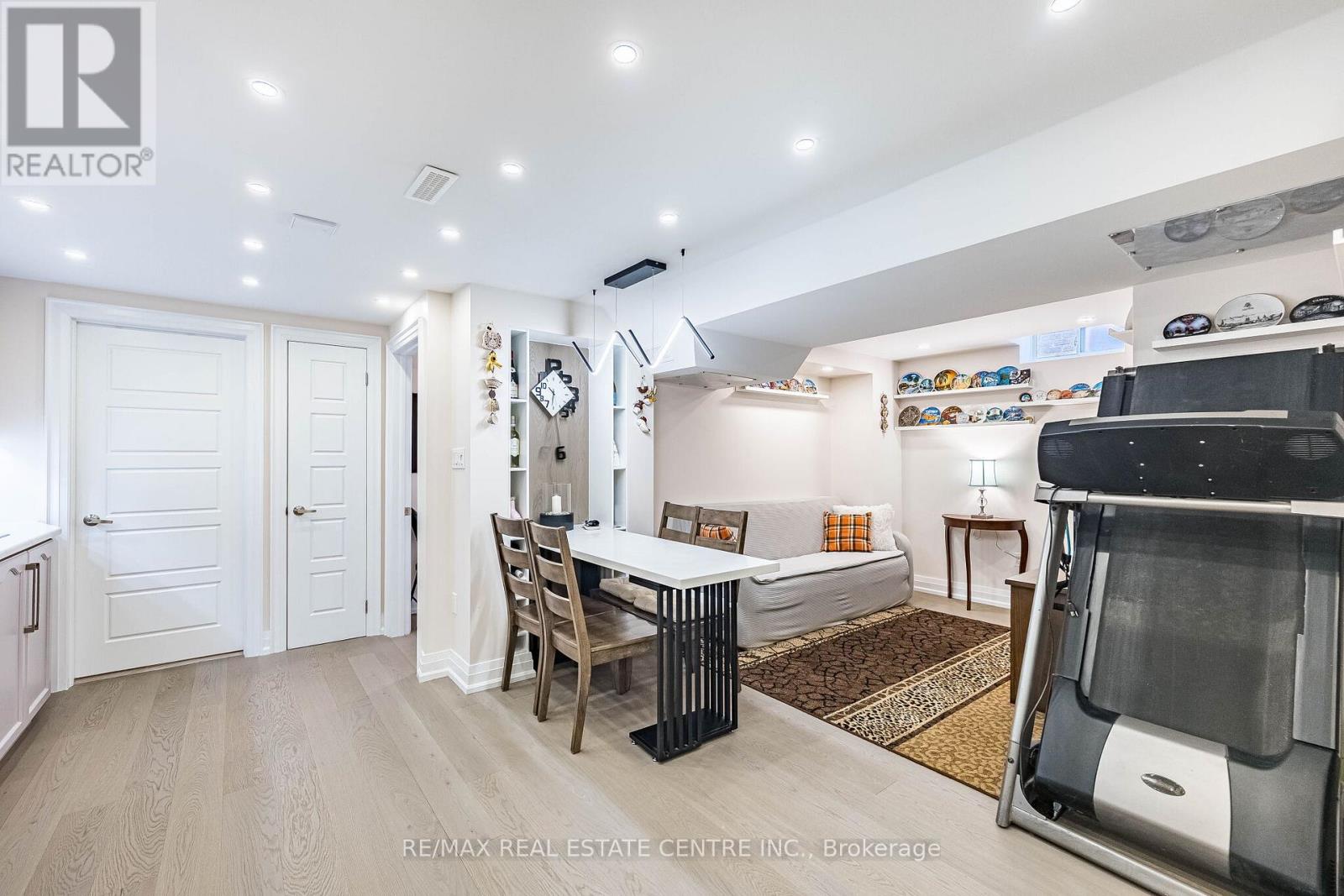 6340 Longspur Road, Mississauga, Ontario  L5N 6G8 - Photo 31 - W12940462