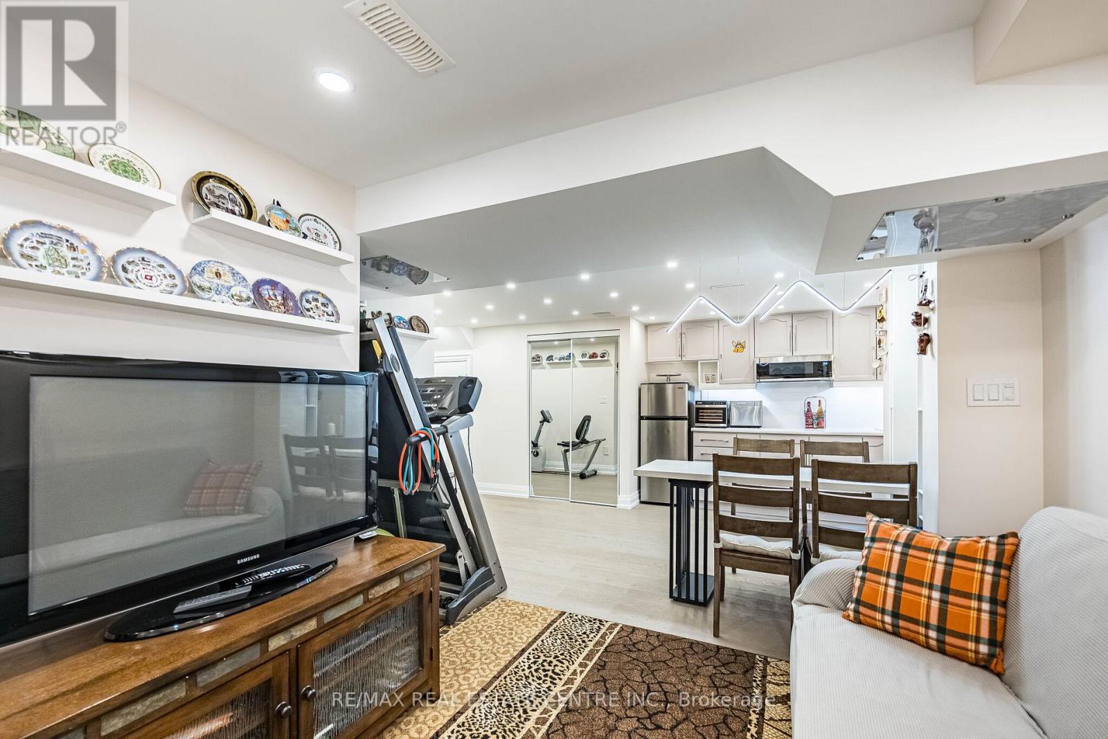 6340 Longspur Road, Mississauga, Ontario  L5N 6G8 - Photo 33 - W12940462