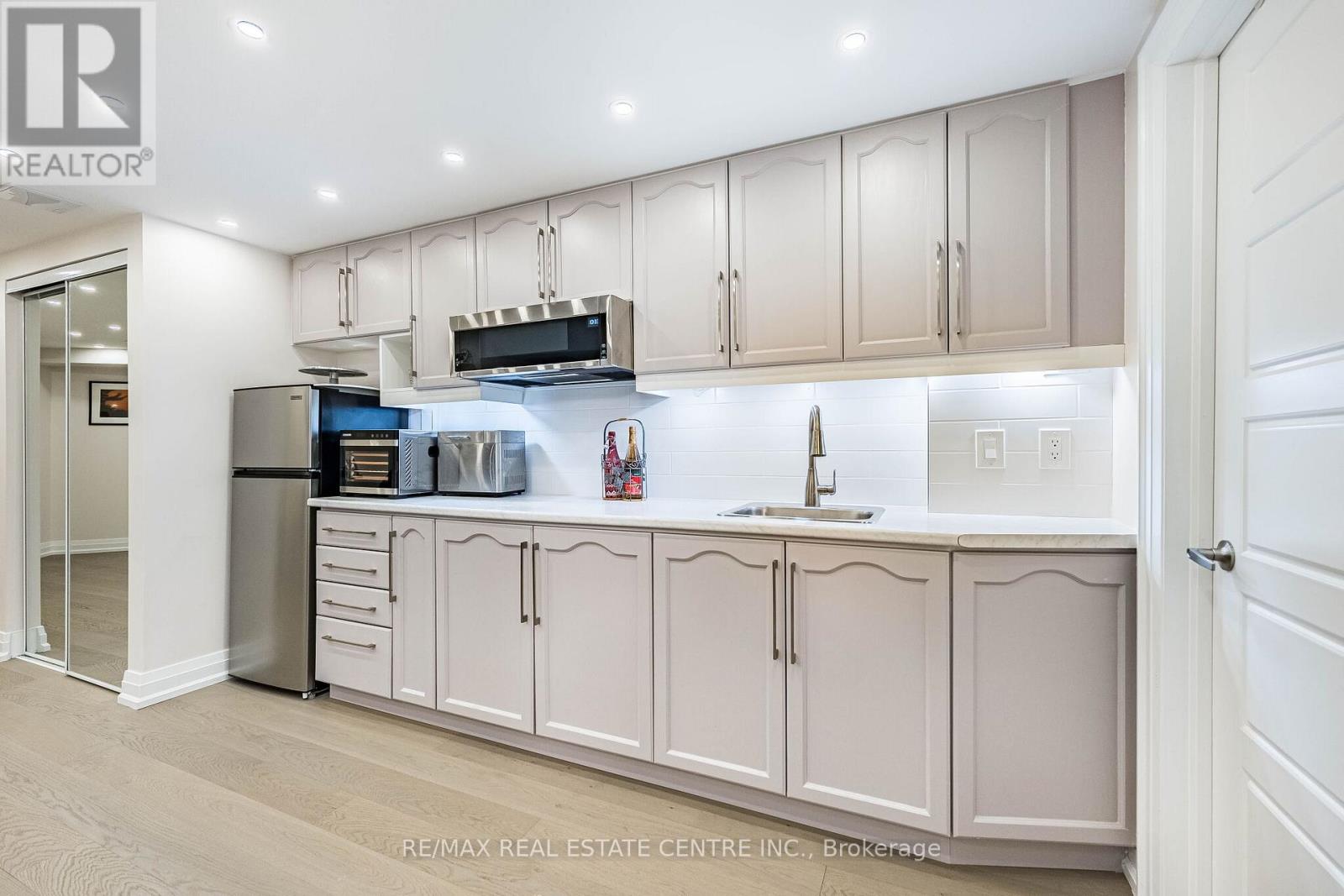 6340 Longspur Road, Mississauga, Ontario  L5N 6G8 - Photo 34 - W12940462