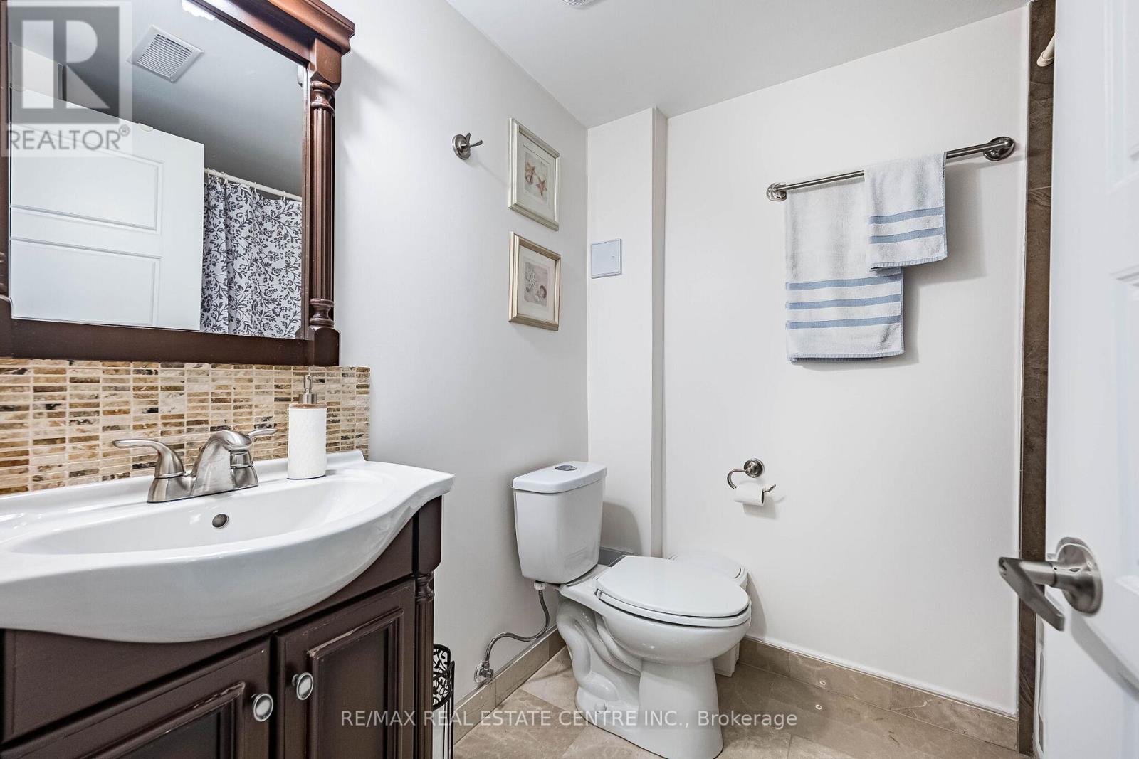 6340 Longspur Road, Mississauga, Ontario  L5N 6G8 - Photo 38 - W12940462