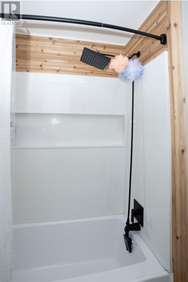 153 Fairbank Cres, Thunder Bay, Ontario  P7B 5M1 - Photo 12 - TB2600567