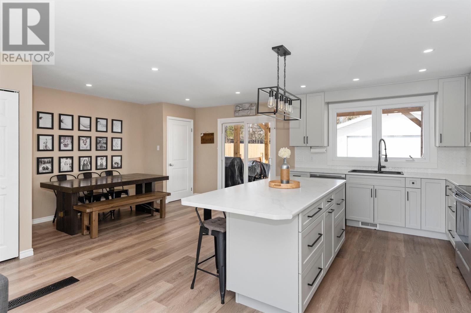 153 Fairbank Cres, Thunder Bay, Ontario  P7B 5M1 - Photo 4 - TB2600567