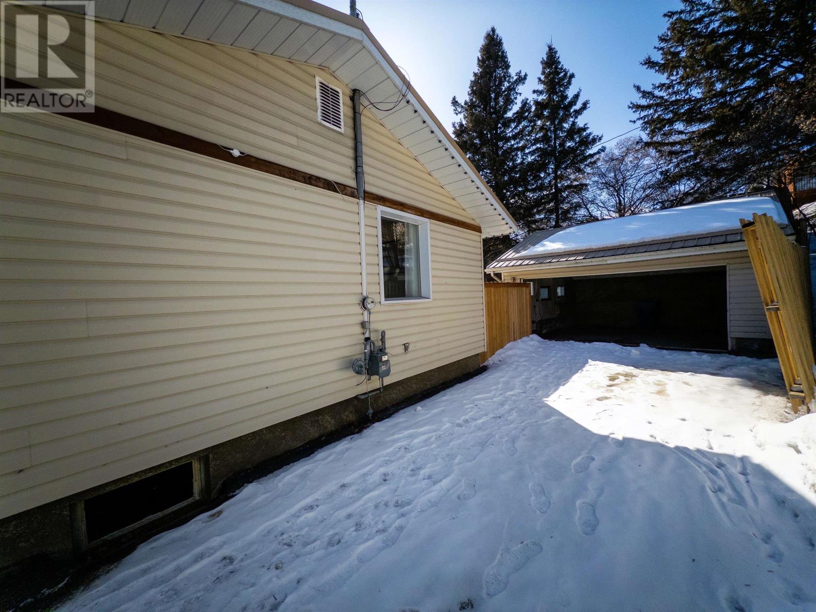 1102 Minto Avenue, Kenora, Ontario  P9N 3J9 - Photo 37 - TB2600574