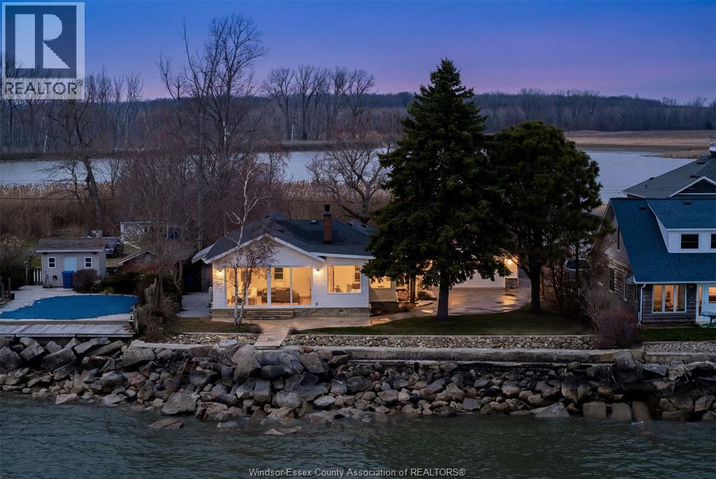 1295 Heritage Road, Kingsville, Ontario N9Y 2E6 - Photo 2 - 26006651