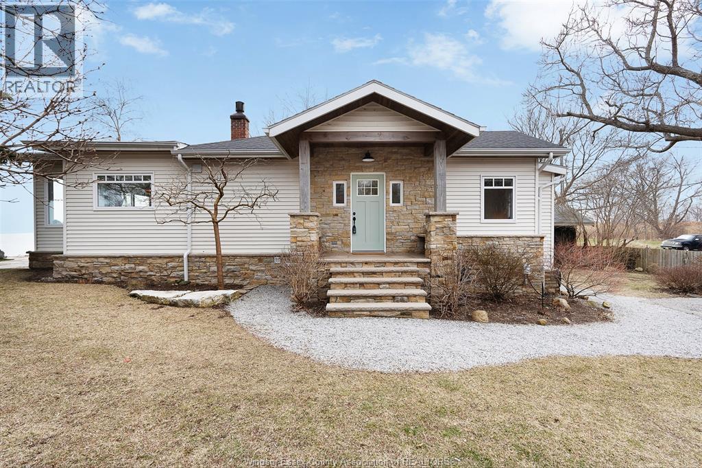 1295 Heritage Road, Kingsville, Ontario N9Y 2E6 - Photo 1 - 26006651