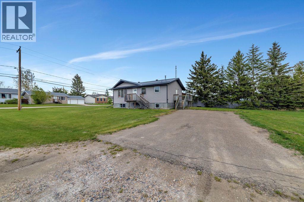 201 3 Avenue E, Neilburg, Saskatchewan  S0M 2C0 - Photo 29 - A2221876