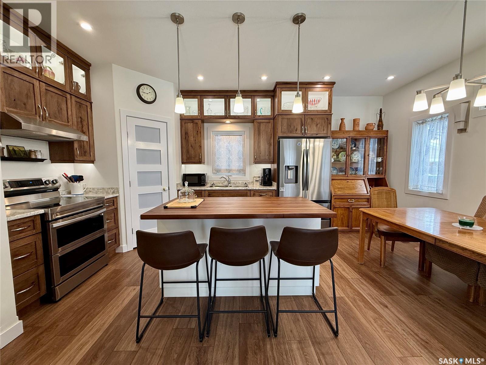 742 99th Street, North Battleford, Saskatchewan  S9A 0N9 - Photo 13 - SK031630