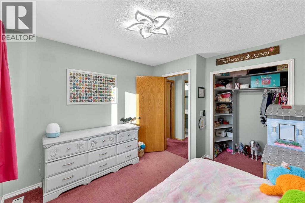 1336 Meadowbrook Drive SE, Airdrie, Alberta  T4A 2B3 - Photo 29 - A2279536