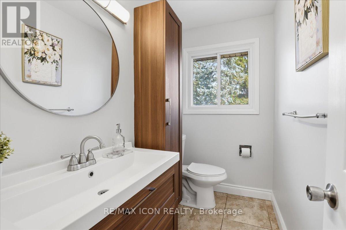 112 White Oak Place, Waterloo, Ontario  N2V 1B2 - Photo 17 - X12940322