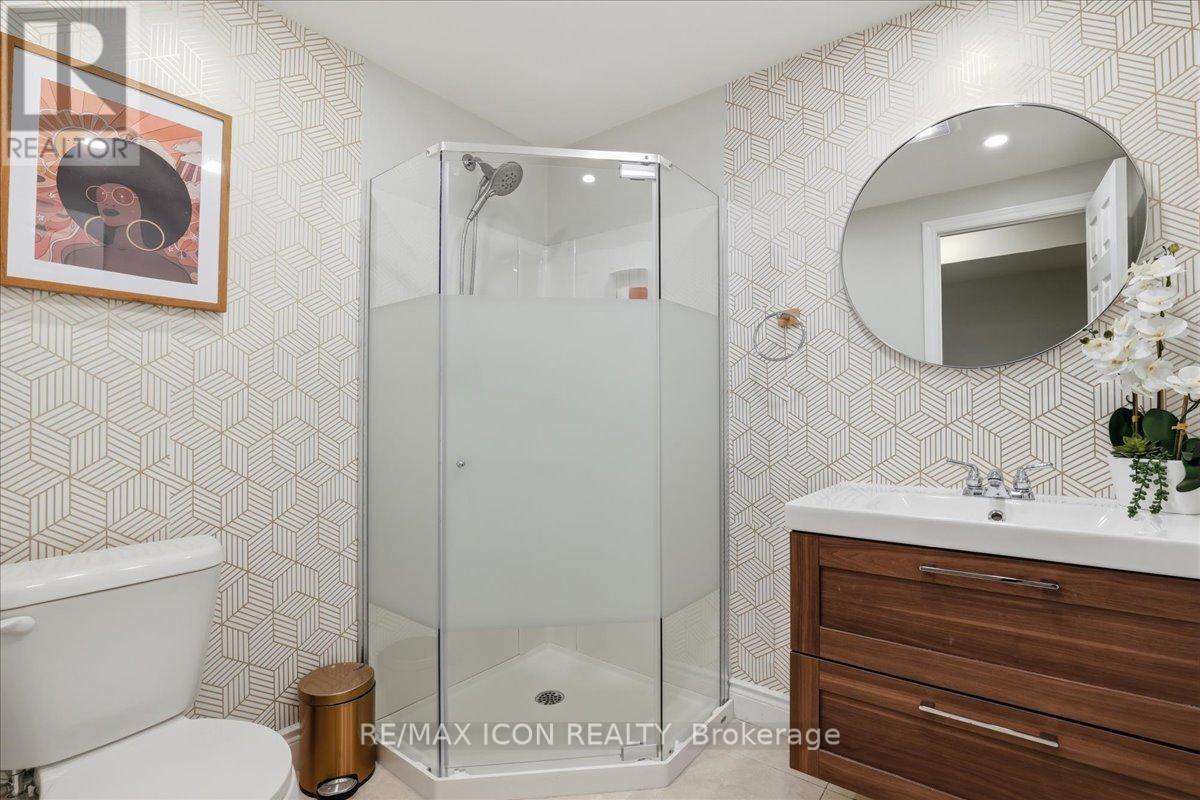 112 White Oak Place, Waterloo, Ontario  N2V 1B2 - Photo 31 - X12940322