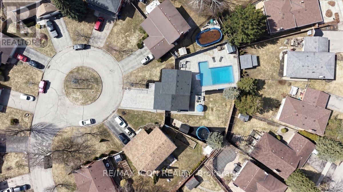 112 White Oak Place, Waterloo, Ontario  N2V 1B2 - Photo 39 - X12940322