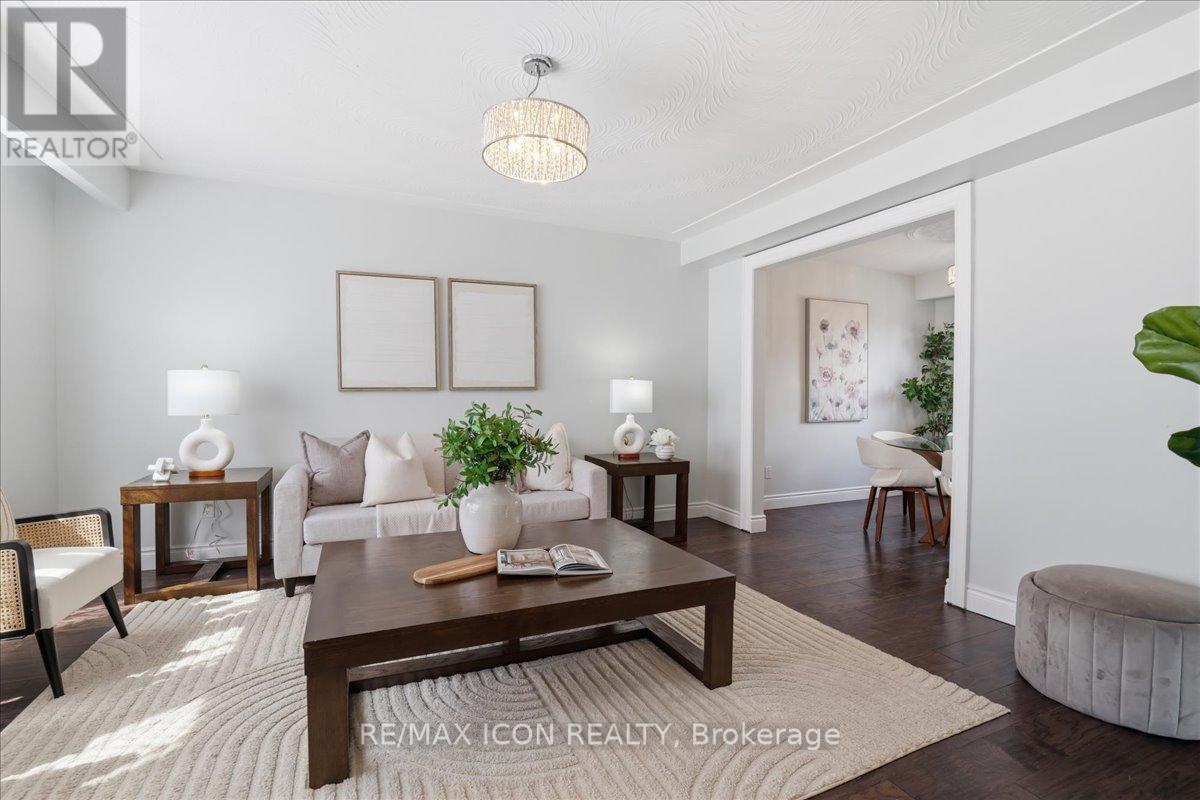 112 White Oak Place, Waterloo, Ontario  N2V 1B2 - Photo 7 - X12940322