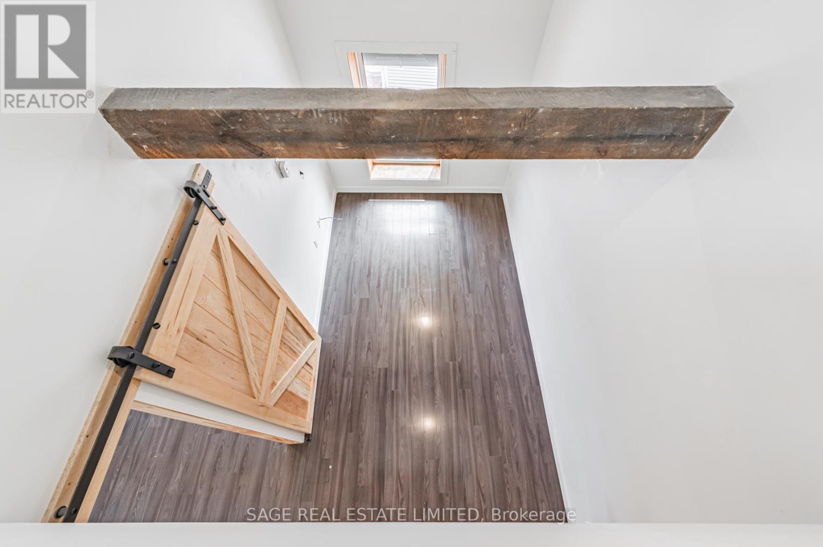 3 - 14 Cross Street, Hamilton, Ontario  L9H 2R4 - Photo 10 - X12940324