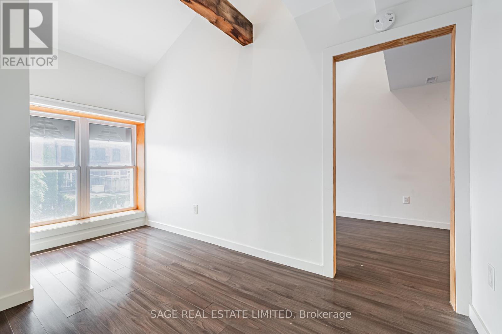 3 - 14 Cross Street, Hamilton, Ontario  L9H 2R4 - Photo 14 - X12940324