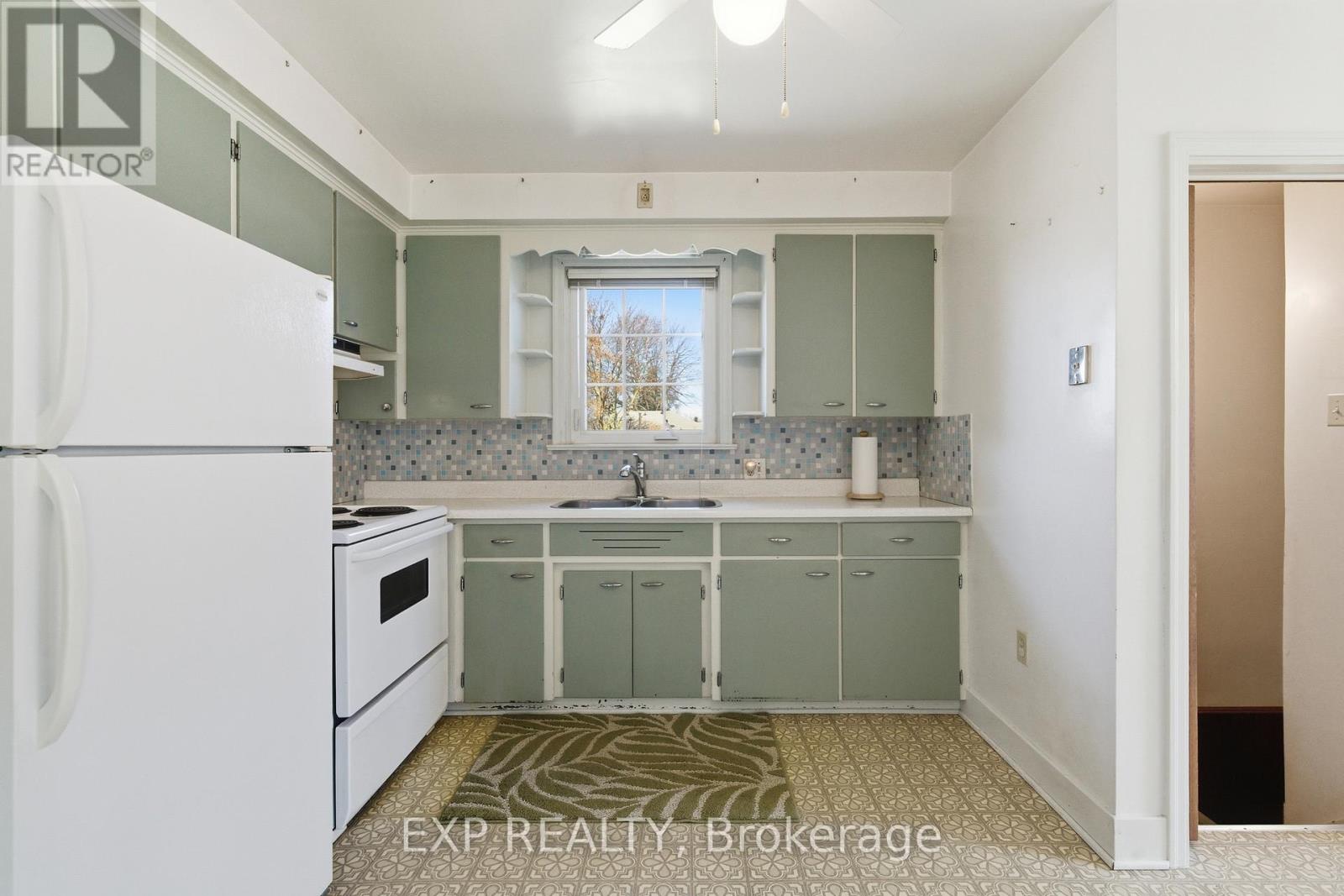 5893 Carman Street, Niagara Falls, Ontario  L2J 1S2 - Photo 17 - X12940386