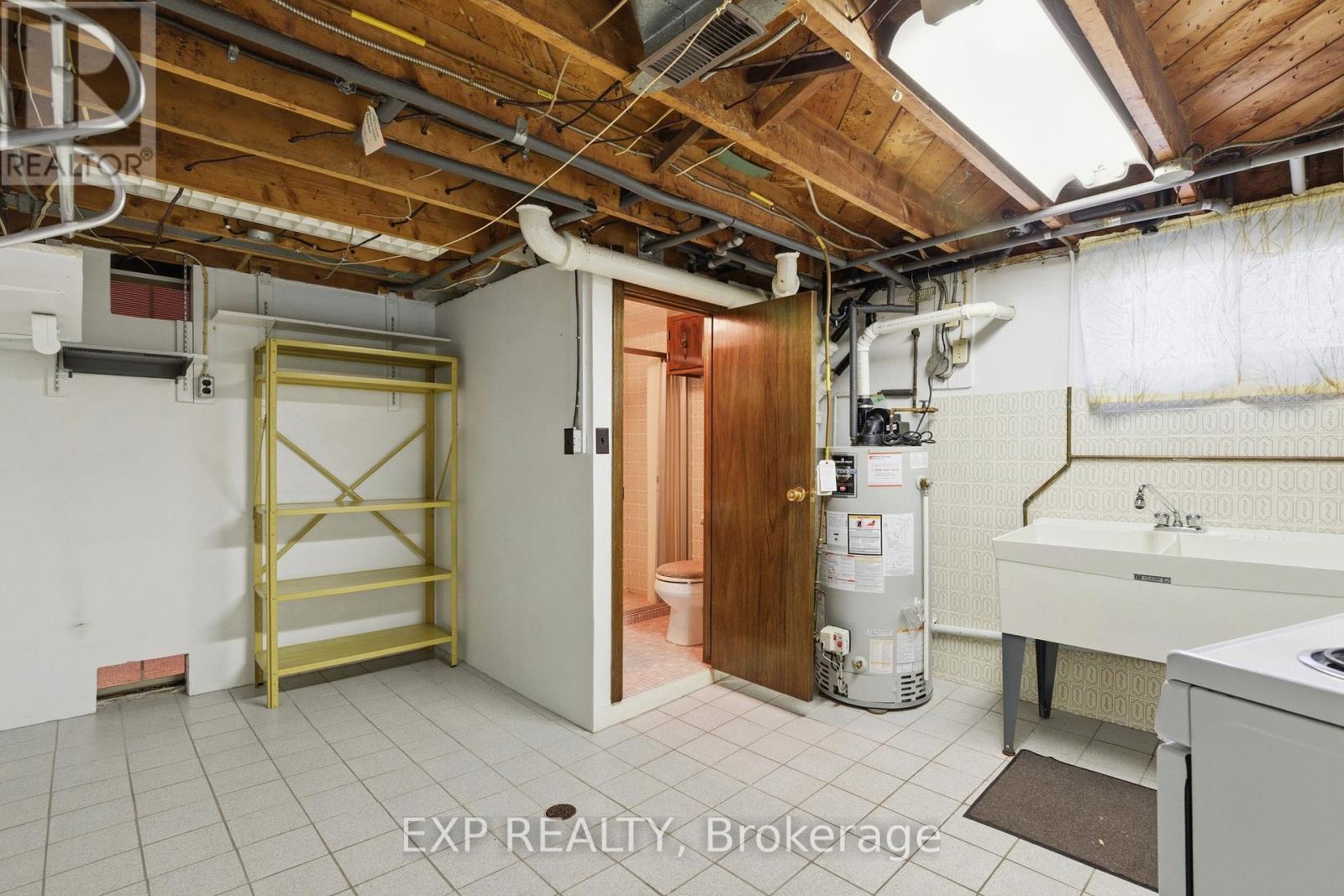 5893 Carman Street, Niagara Falls, Ontario  L2J 1S2 - Photo 34 - X12940386