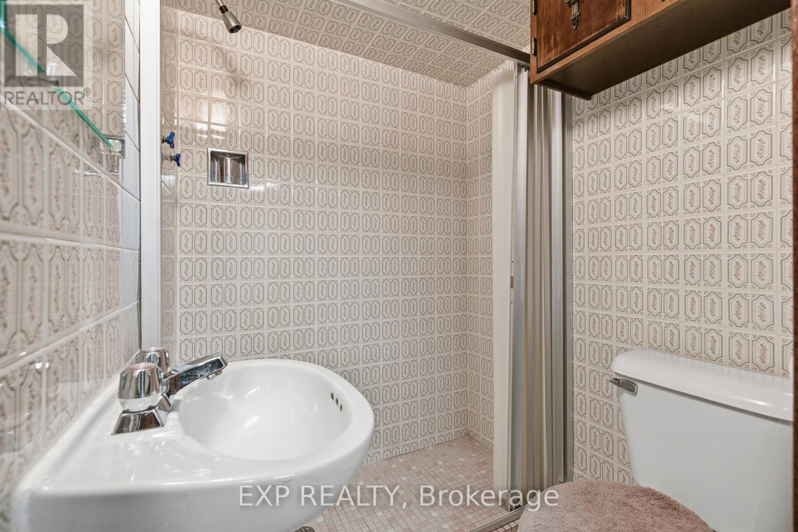 5893 Carman Street, Niagara Falls, Ontario  L2J 1S2 - Photo 36 - X12940386