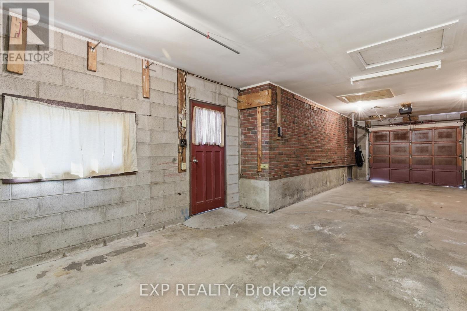 5893 Carman Street, Niagara Falls, Ontario  L2J 1S2 - Photo 38 - X12940386