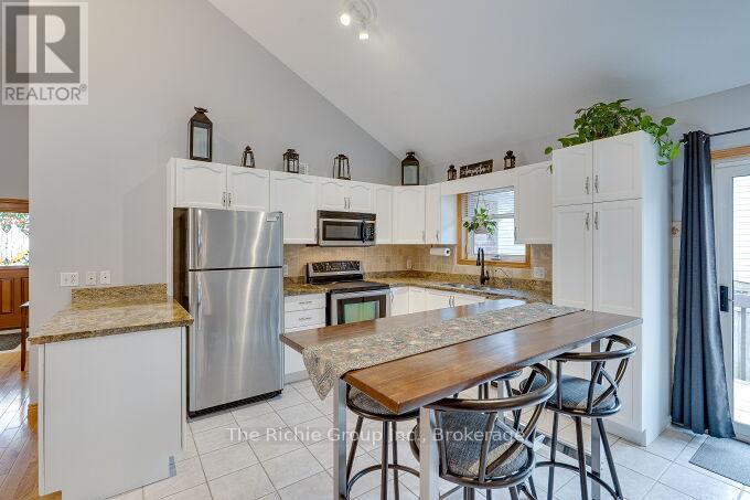 624 Cedar Street W, Shelburne, Ontario  L9V 2W6 - Photo 11 - X12940404