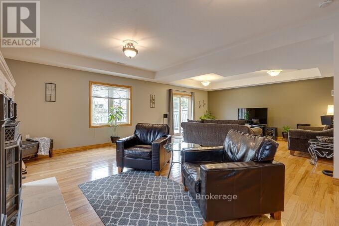 624 Cedar Street W, Shelburne, Ontario  L9V 2W6 - Photo 17 - X12940404