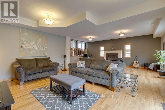 624 Cedar Street W, Shelburne, Ontario  L9V 2W6 - Photo 22 - X12940404