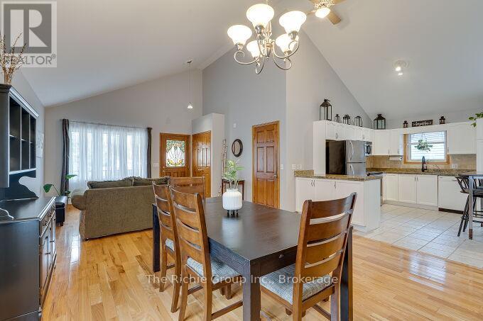 624 Cedar Street W, Shelburne, Ontario  L9V 2W6 - Photo 8 - X12940404