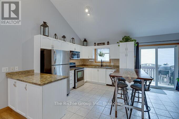 624 Cedar Street W, Shelburne, Ontario  L9V 2W6 - Photo 9 - X12940404