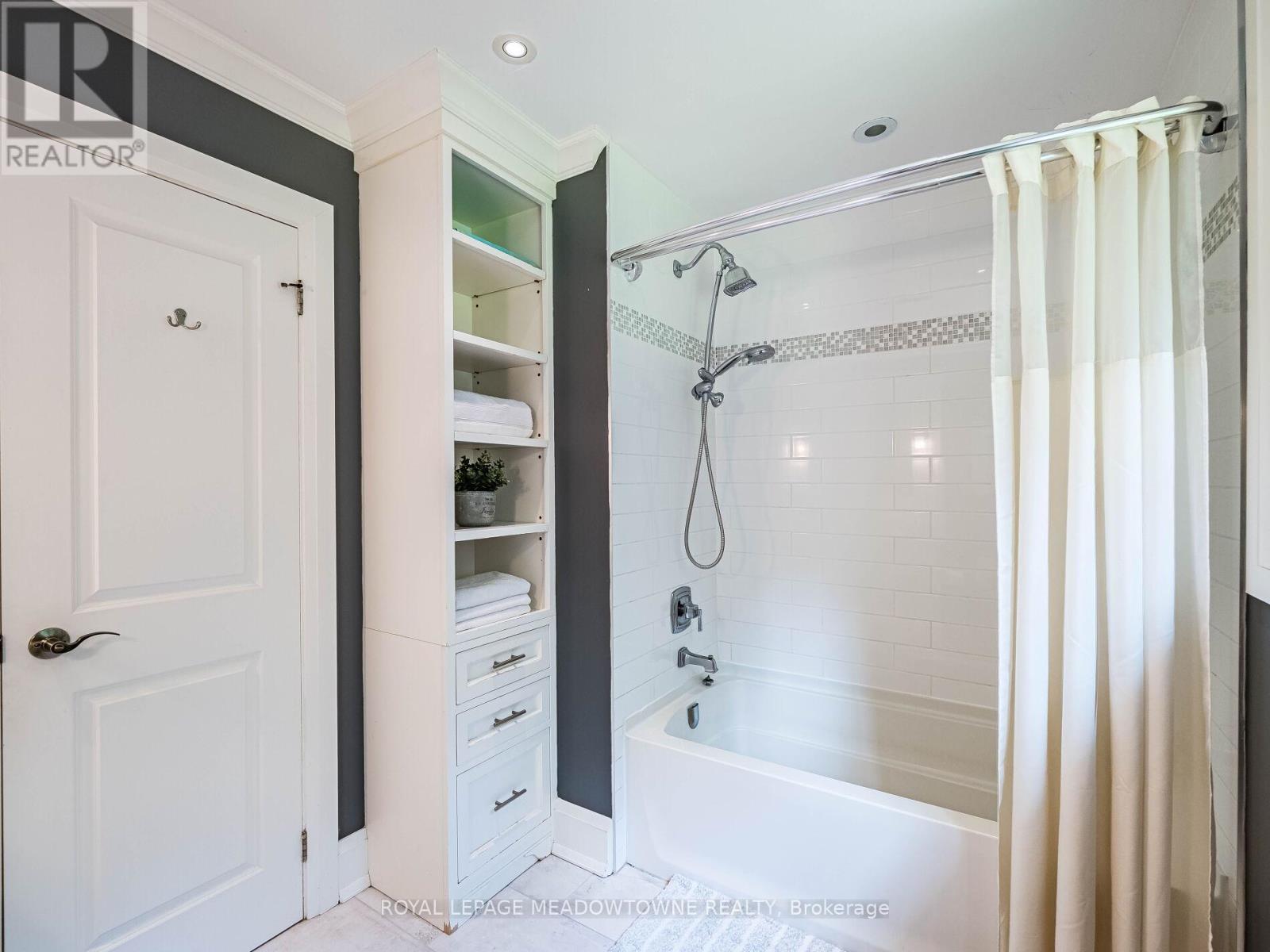 40 Hilltop Drive, Caledon, Ontario  L7C 1H6 - Photo 43 - W12784108