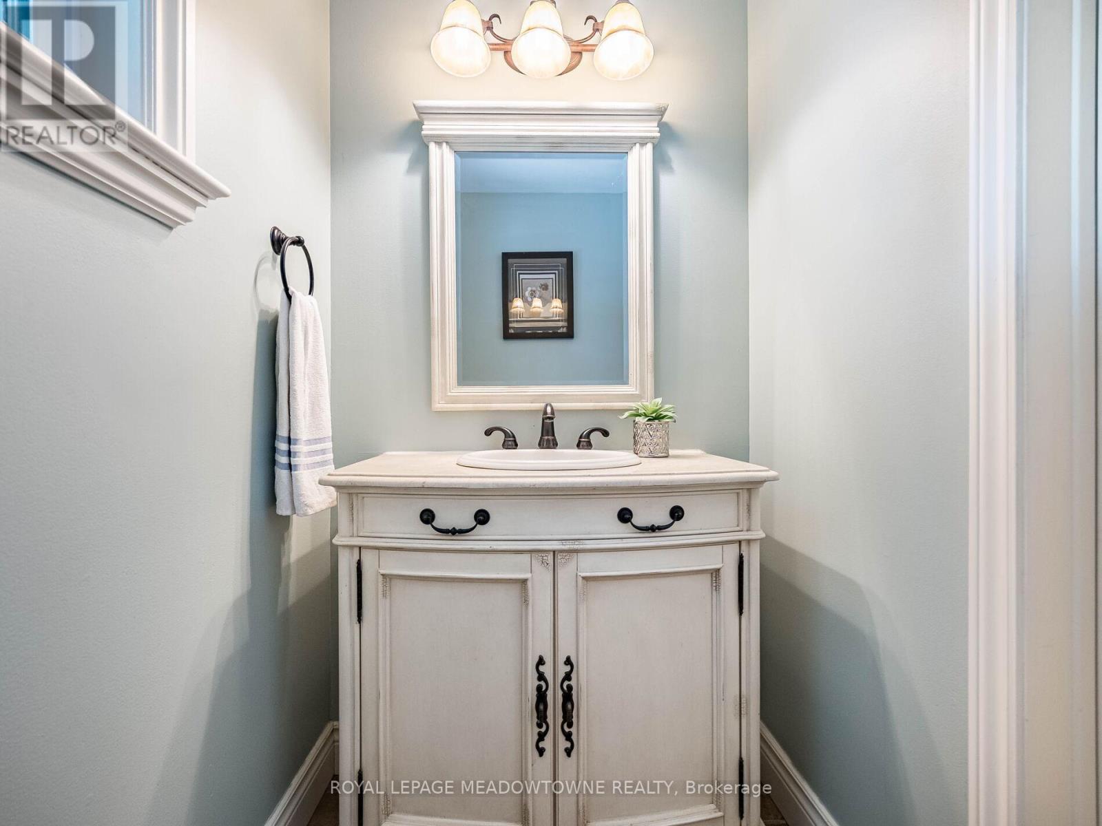 40 Hilltop Drive, Caledon, Ontario  L7C 1H6 - Photo 26 - W12784108