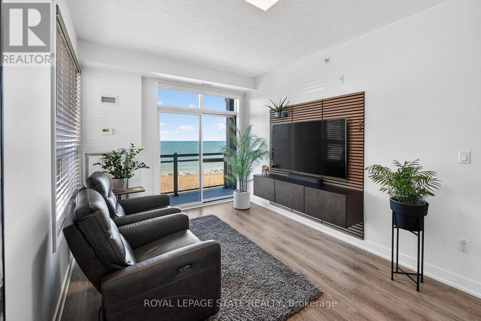 327 - 35 Southshore Crescent, Hamilton, Ontario  L8E 0J2 - Photo 5 - X12940100