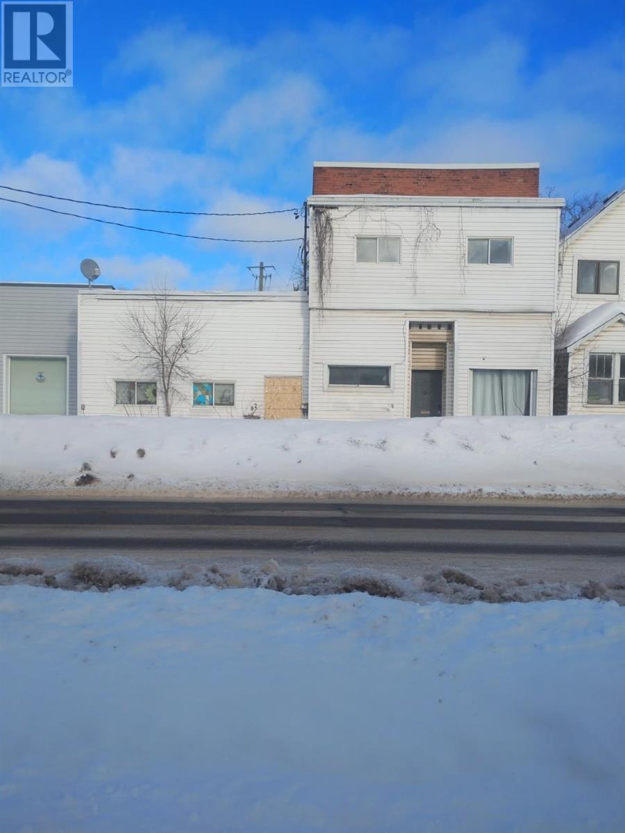 90-92 Wellington ST W, Sault Ste. Marie, Ontario