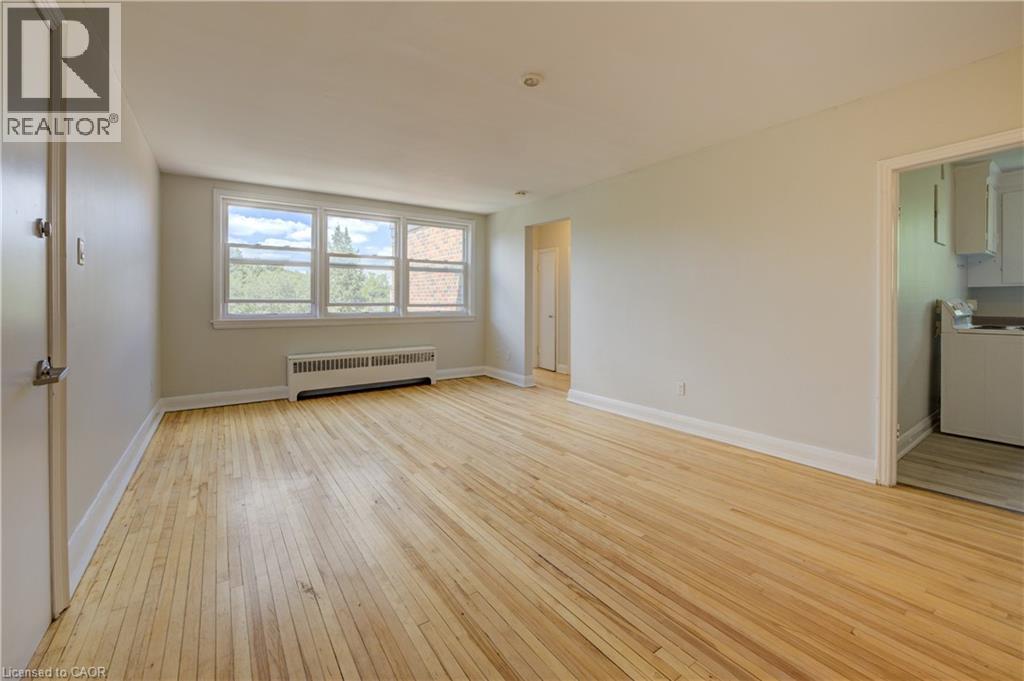 141 Chapel Street Unit# 13, Kitchener, Ontario  N2H 2T6 - Photo 1 - 40816281