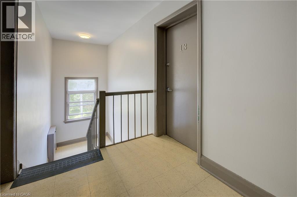 141 Chapel Street Unit# 13, Kitchener, Ontario  N2H 2T6 - Photo 15 - 40816281