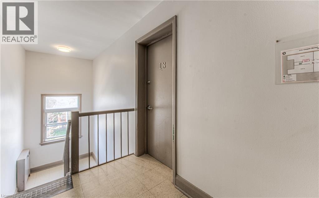 141 Chapel Street Unit# 13, Kitchener, Ontario  N2H 2T6 - Photo 3 - 40816281