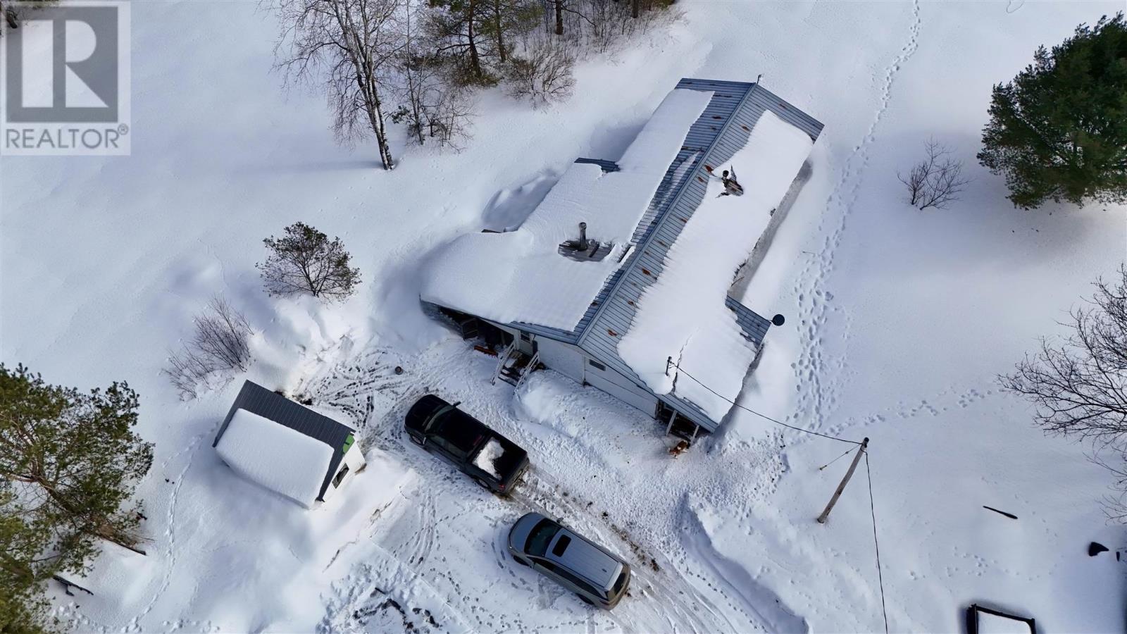 833 C Highway 552 E, Goulais River, Ontario  P0S 1E0 - Photo 26 - SM260583