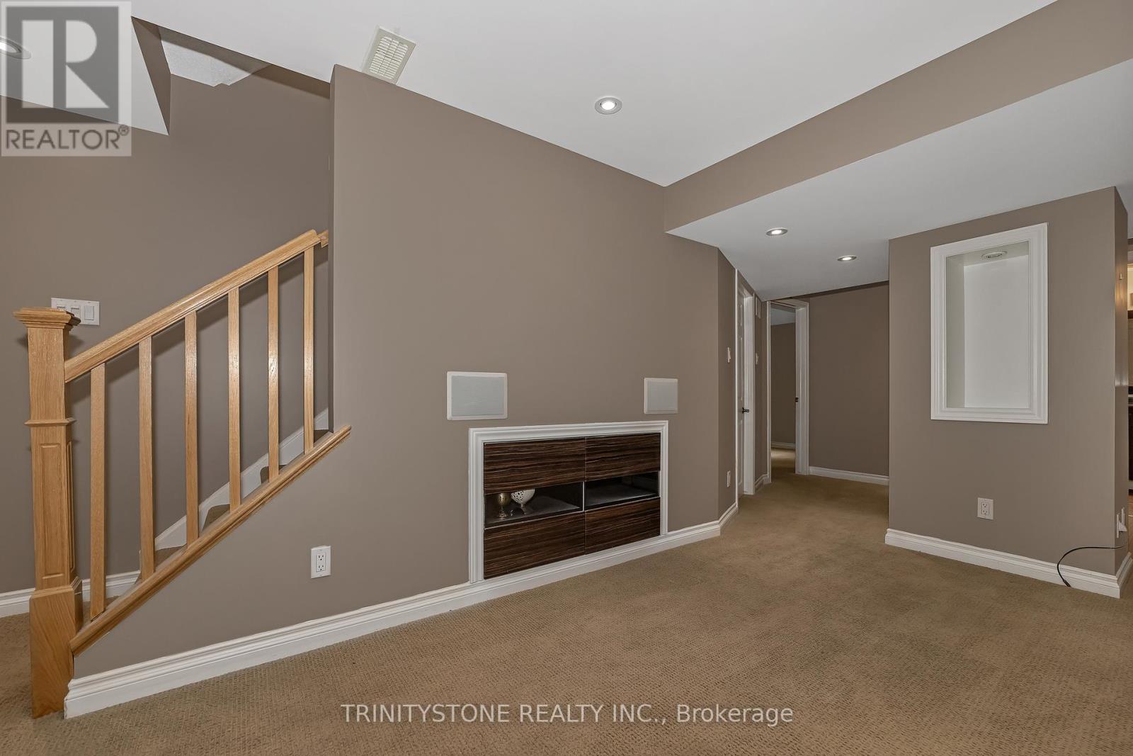 145 Arrowwood Drive, Ottawa, Ontario  K2S 2G3 - Photo 38 - X12876280